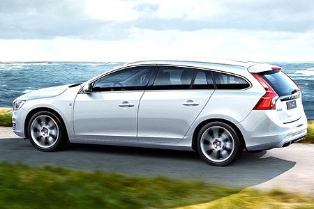 Vier Volvo-Editionsmodelle zur Segelregatta
