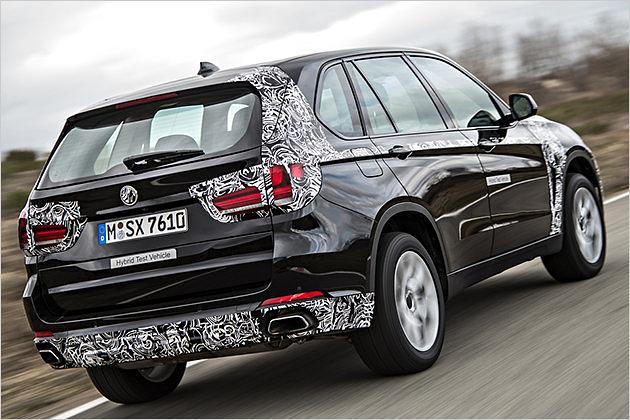 Endlich wieder mit reinem Gewissen im SUV durch die Stadt - der X5 eDrive machts möglich