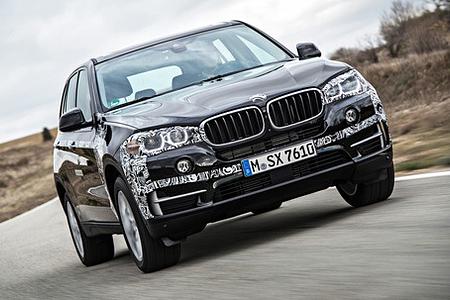 Der BMW X5 Plug-in-Hybrid der Segeln kann