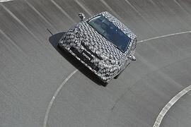 Toyotas Brennstoffzellen-Fahrzeug - Mr. Hybrid macht in Brennstoffzelle