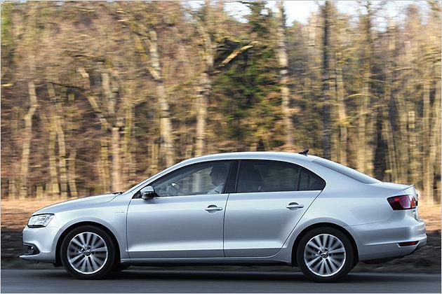Der Jetta Hybrid ist 4,64 Meter lang