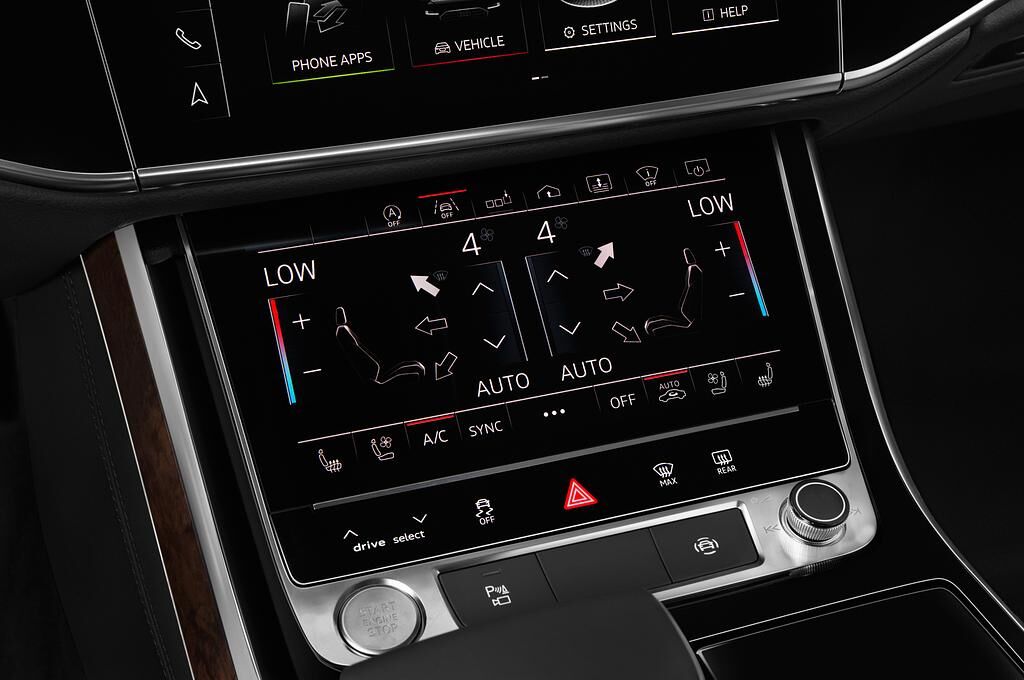 Audi A8 L (Baujahr 2019) - 4 Türen Temperatur und Klimaanlage