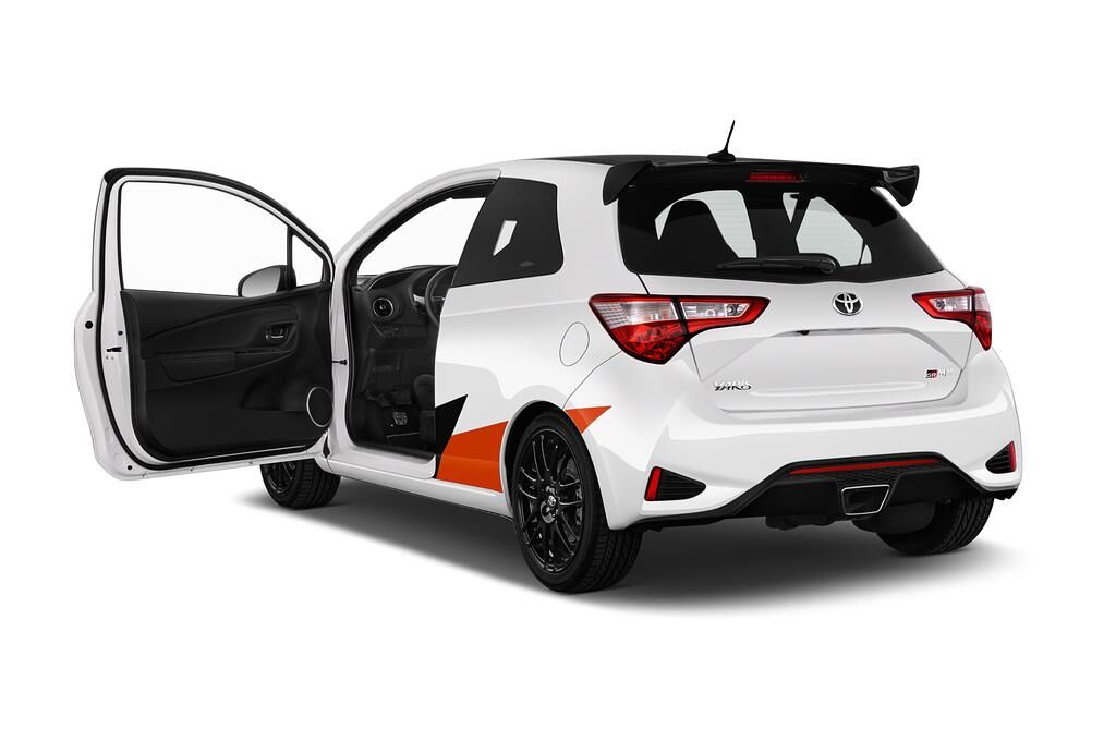 Toyota Yaris (Baujahr 2018)  3 Türen Tür geöffnet
