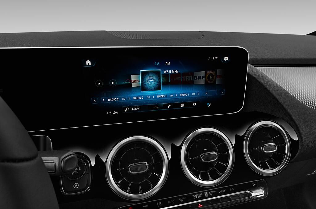 Mercedes B Class (Baujahr 2019) - 5 Türen Radio und Infotainmentsystem