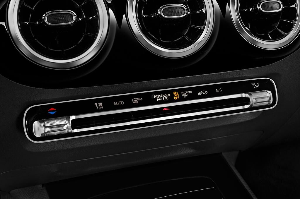 Mercedes B Class (Baujahr 2019) - 5 Türen Temperatur und Klimaanlage