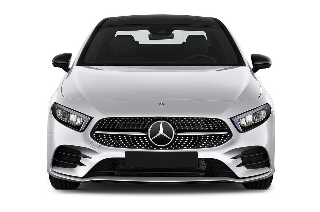 Mercedes A Class (Baujahr 2019) - 4 Türen Frontansicht