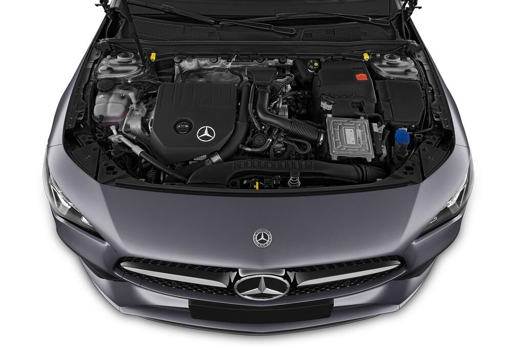 Mercedes CLA (Baujahr 2020) - 4 Türen Motor