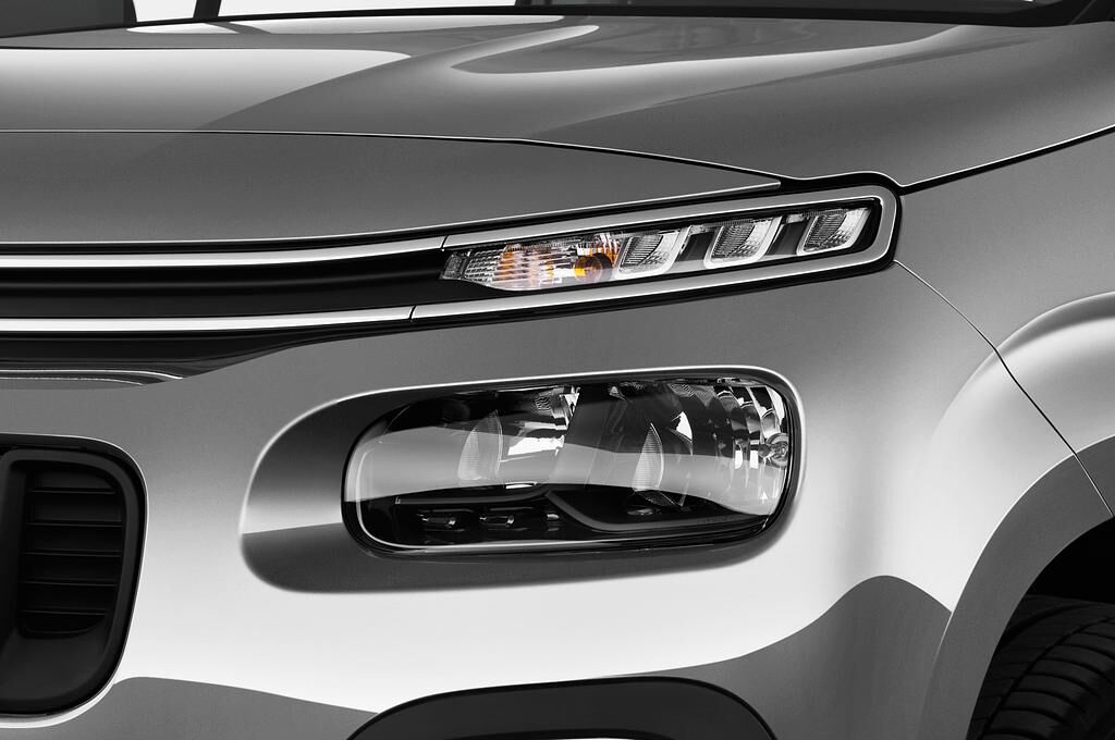 Citroen Berlingo (Baujahr 2019) XL Shine 5 Türen Scheinwerfer