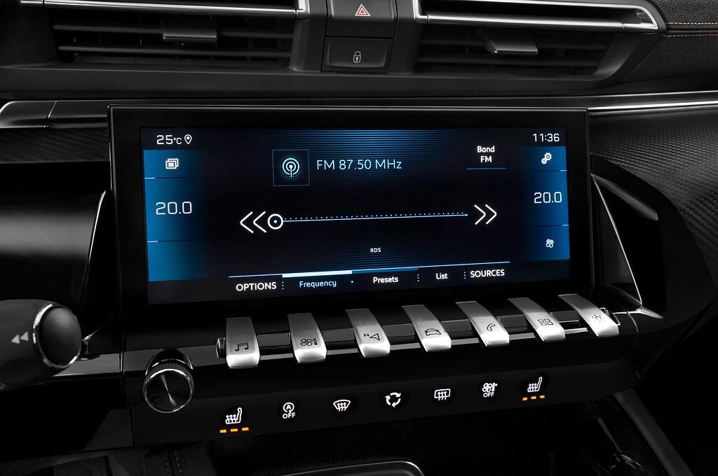 Peugeot 508 (Baujahr 2019) Allure 5 Türen Radio und Infotainmentsystem