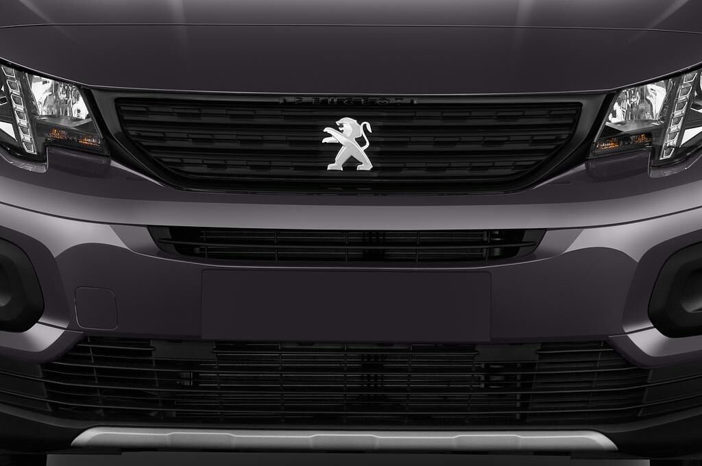Peugeot Rifter (Baujahr 2019) GT-Line L2 5 Türen Kühlergrill und Scheinwerfer