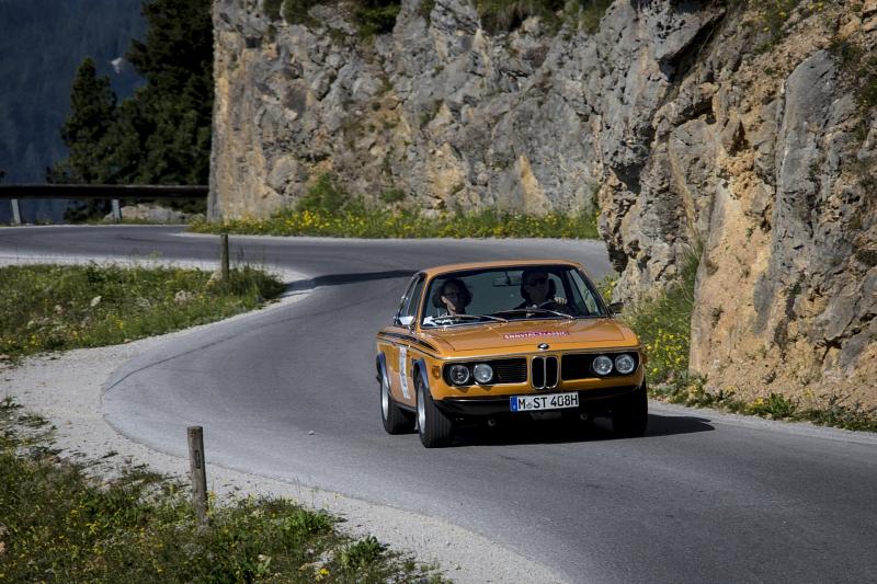 BMW 3.0 CSL unterwegs in den Bergen