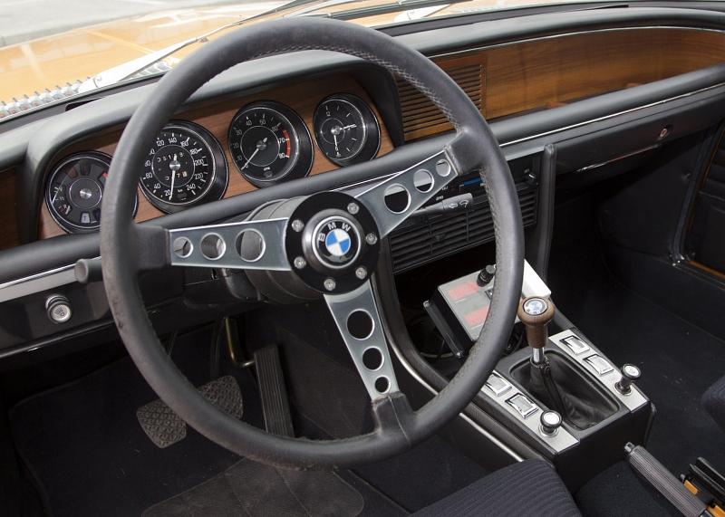 Edelholz im BMW 3.0 CSL