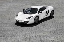 McLaren MP4-12C - Schnell ins neue Jahr