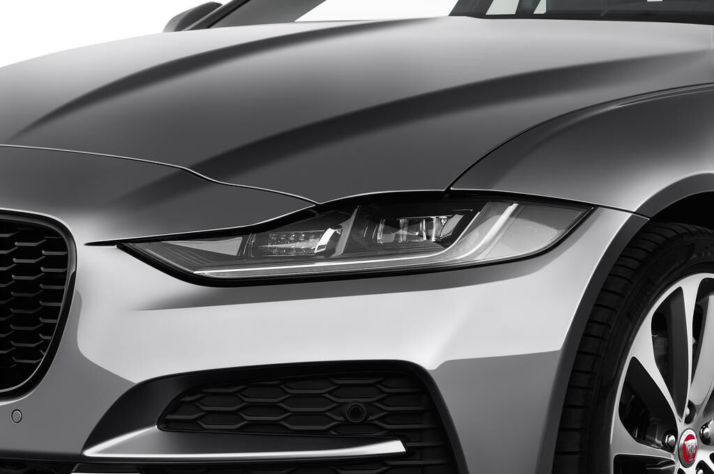 Jaguar XE (Baujahr 2020) S 4 Türen Scheinwerfer