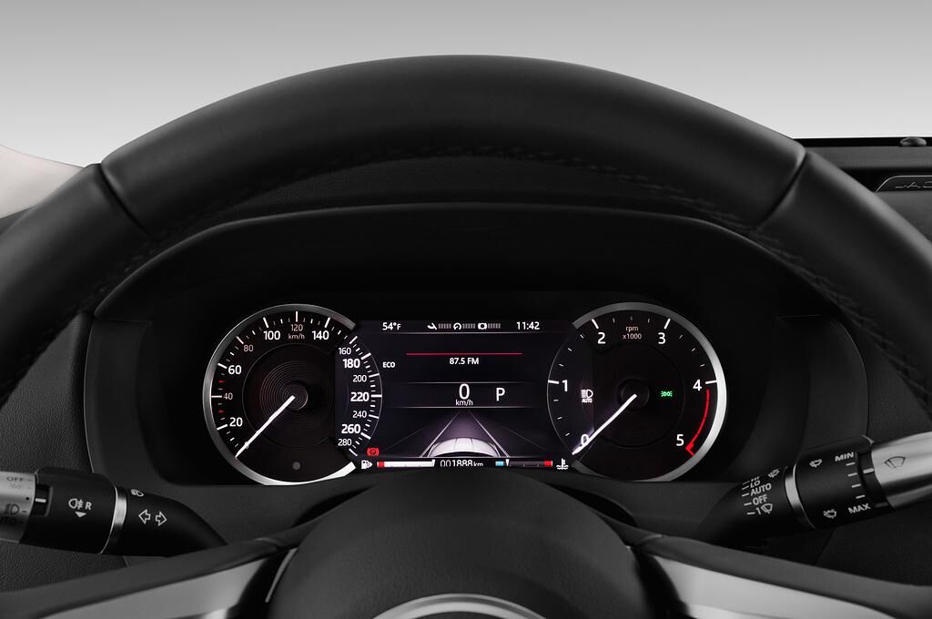 Jaguar XE (Baujahr 2020) S 4 Türen Tacho und Fahrerinstrumente