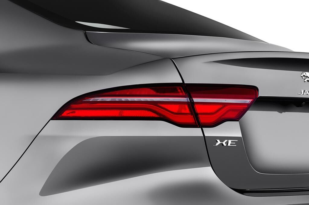 Jaguar XE (Baujahr 2020) S 4 Türen Rücklicht