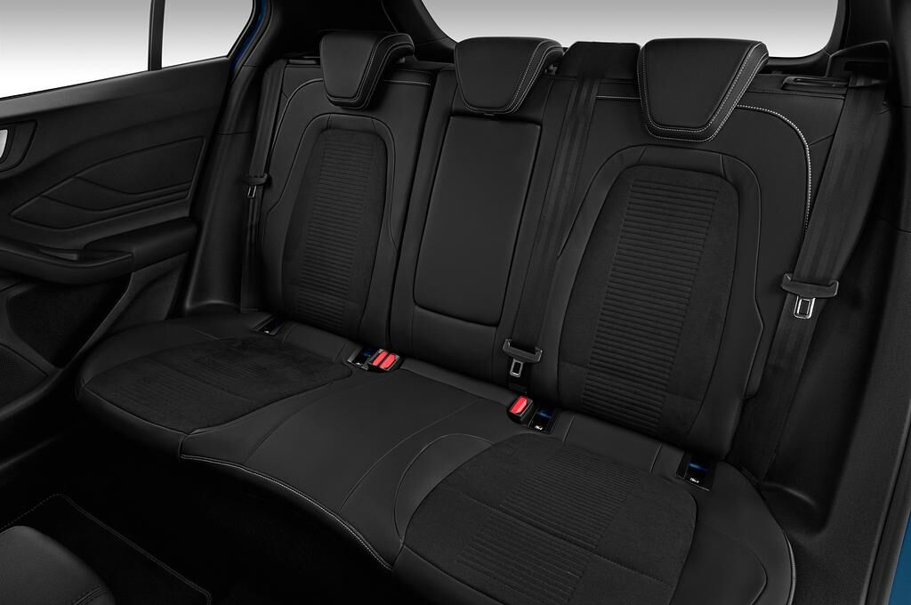 Ford Focus (Baujahr 2019) ST 5 Türen Rücksitze