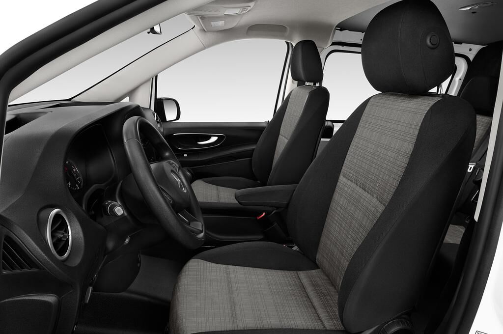 Mercedes Vito (Baujahr 2019) - 4 Türen Vordersitze