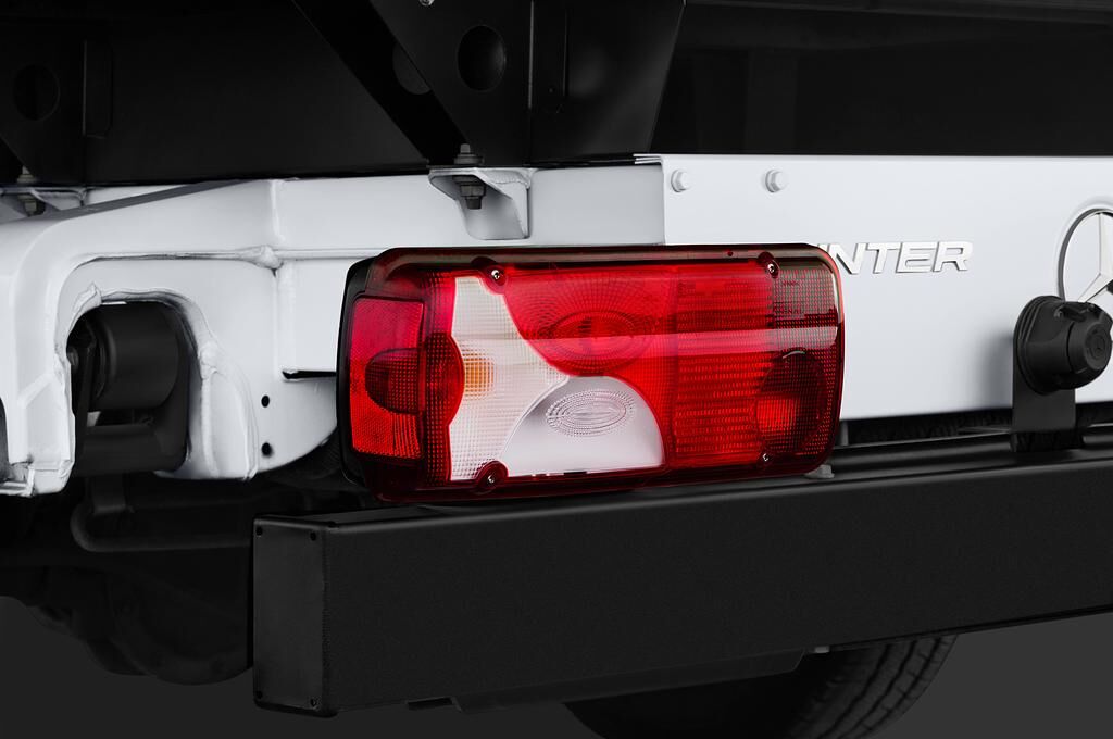 Mercedes Sprinter DC (Baujahr 2019) - 4 Türen Rücklicht