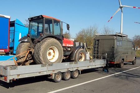 Polizei-Kontrolle: Auswanderer mit rollender Zeitbombe unterwegs