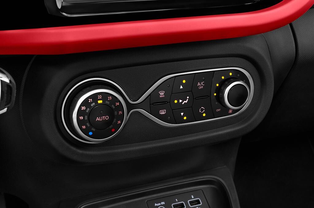 Renault Twingo (Baujahr 2019) Intens 5 Türen Temperatur und Klimaanlage