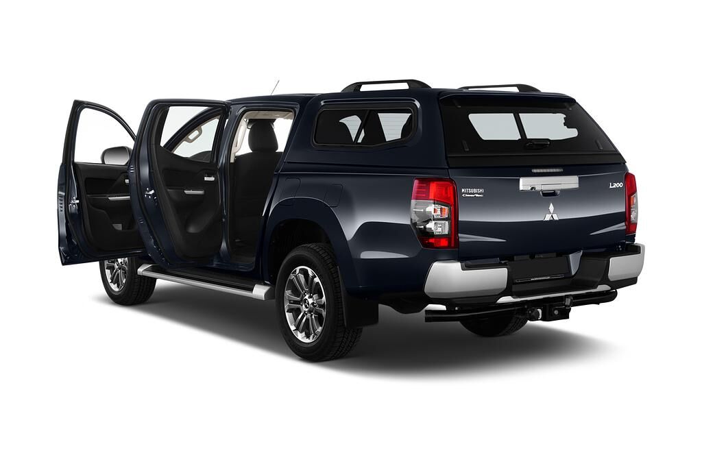 Mitsubishi L200 (Baujahr 2020) Basis 4 Türen Tür geöffnet