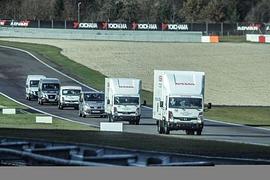 Nissan Safety Driving Academy 2014: Nutzfahrzeuge am Limit