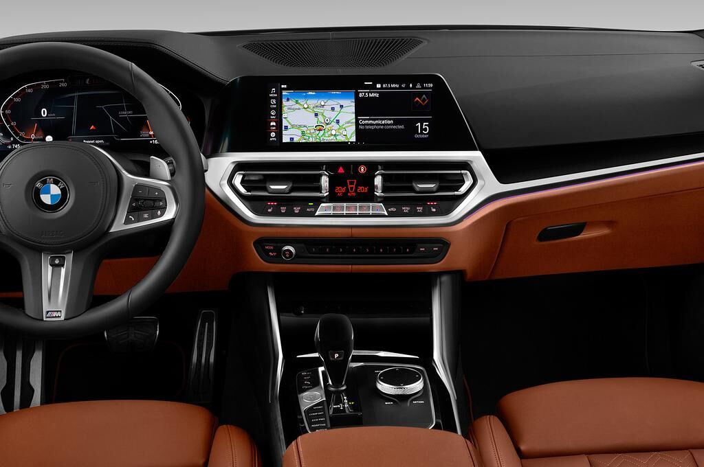 BMW 3 Series (Baujahr 2020) M Sport 5 Türen Mittelkonsole