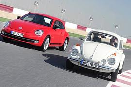 Golf1 und  starke Exemplare des Käfer auf der Techno Classica