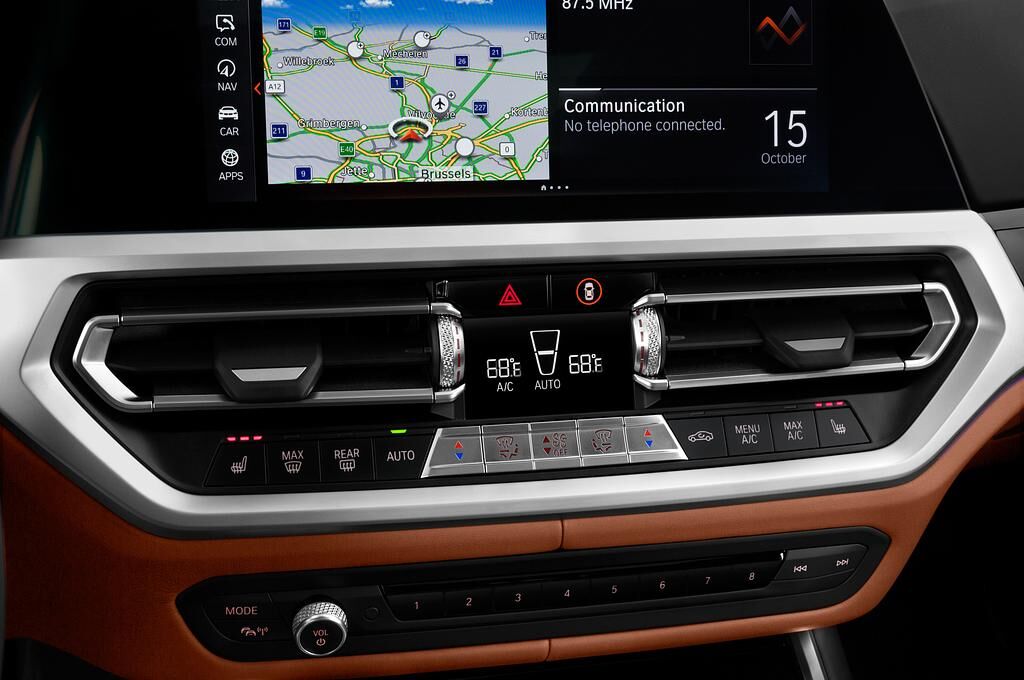 BMW 3 Series (Baujahr 2020) M Sport 5 Türen Temperatur und Klimaanlage