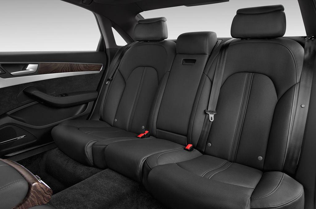 Audi A8 (Baujahr 2015) 3.0 Tfsi Quattro Tiptronic 4 Türen Rücksitze