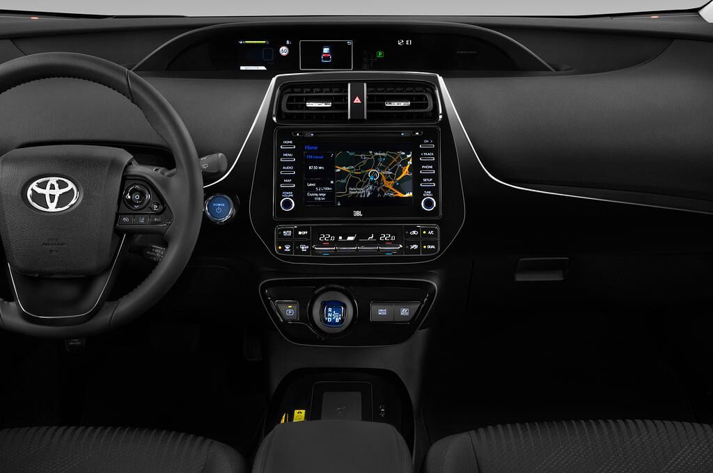 Toyota Prius (Baujahr 2019) Executive 4 Türen Mittelkonsole