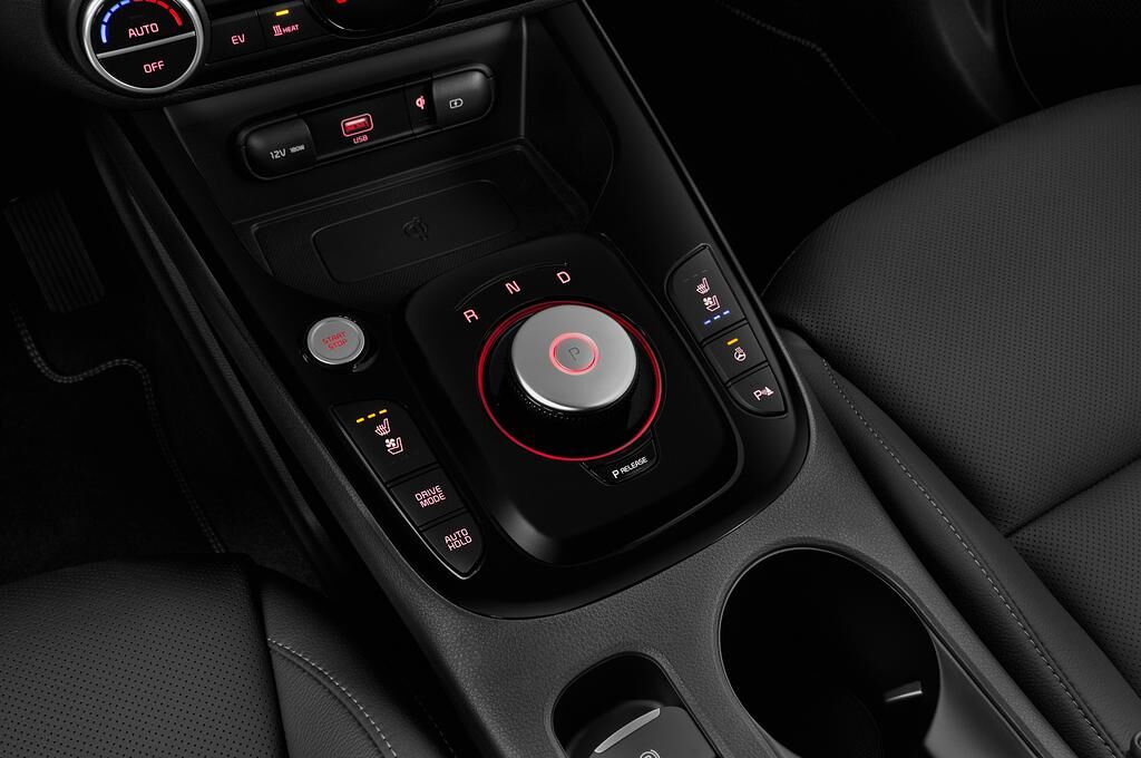 KIA e-Soul (Baujahr 2020) Sprit 5 Türen Schalthebel