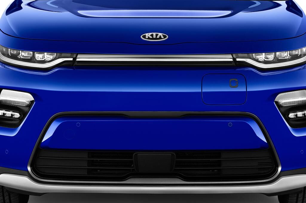 KIA e-Soul (Baujahr 2020) Sprit 5 Türen Kühlergrill und Scheinwerfer