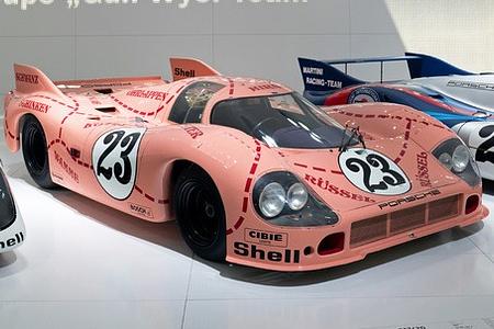 Porsche feiert Le-Mans-Rückkehr auf der Stuttgarter „Retro Classics“