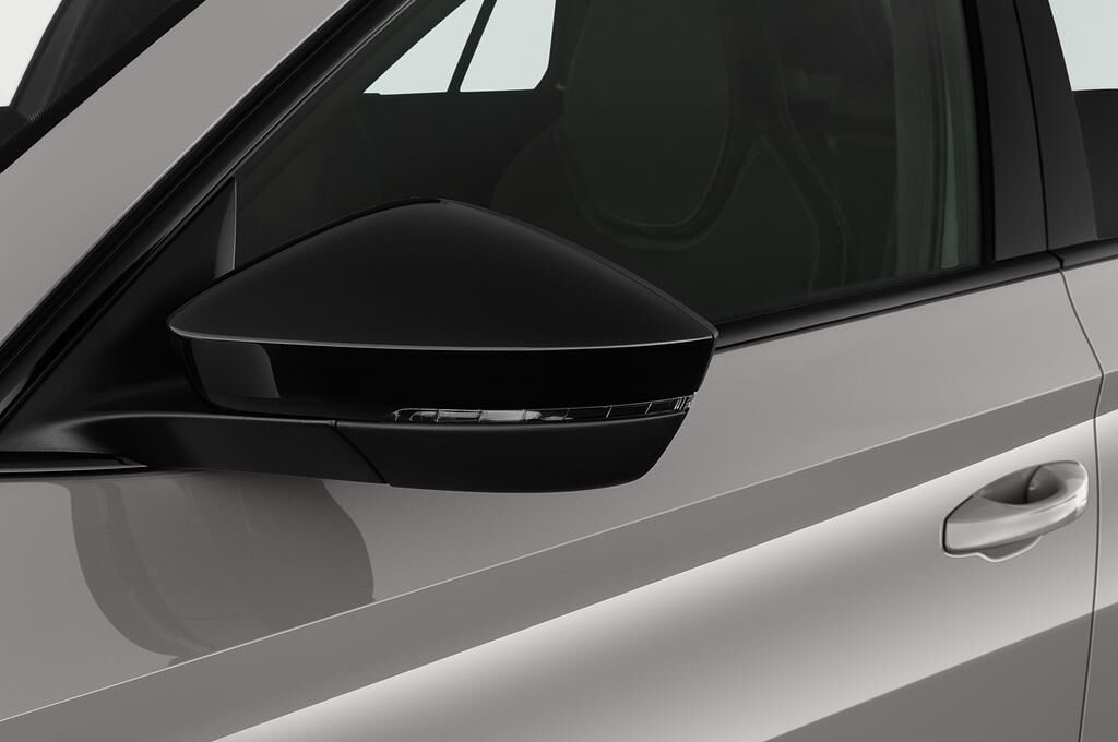 Skoda Superb Combi (Baujahr 2019) Sportline 5 Türen Außenspiegel