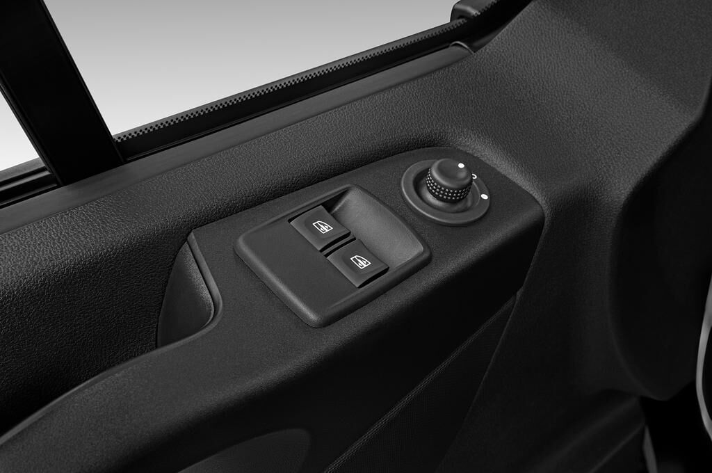 Renault Trafic (Baujahr 2020) Space Class 4 Türen Bedienungselemente Tür