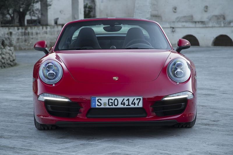Der Porsche 911 Targa 4S trägt das typische Porsche-Gesicht