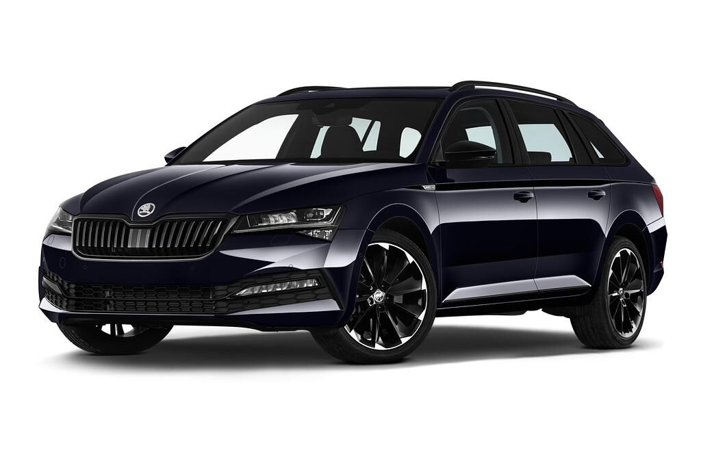 Skoda Superb Combi (Baujahr 2020) Sportline 5 Türen seitlich vorne mit Felge