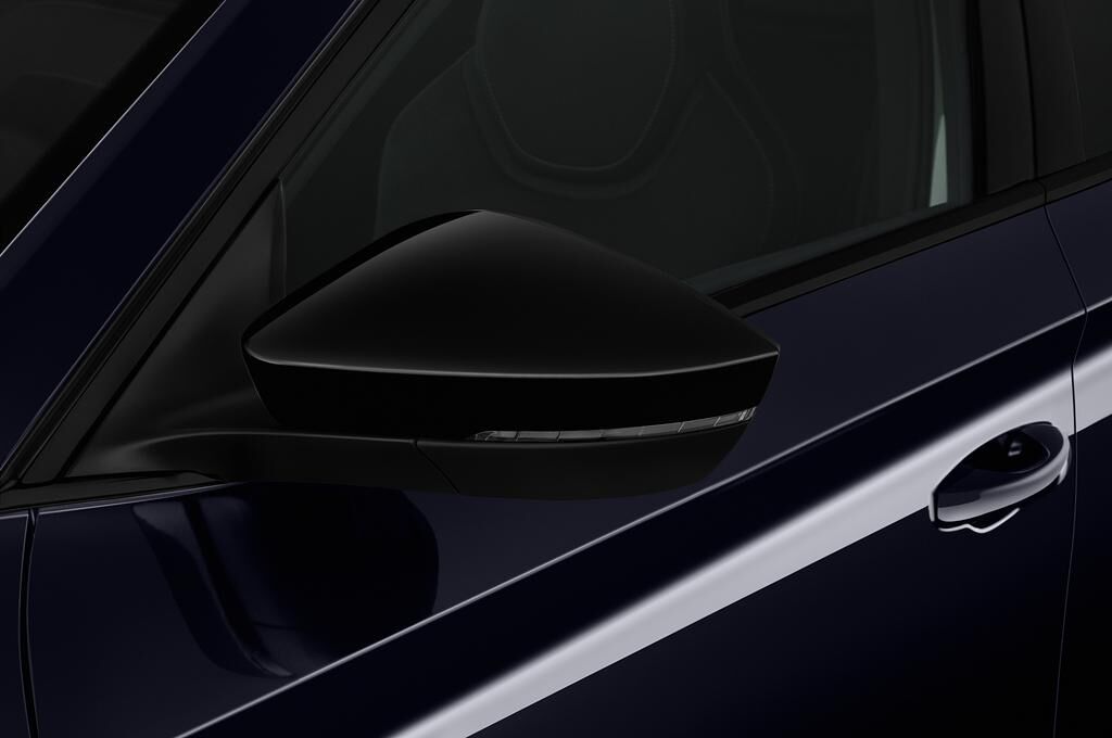 Skoda Superb Combi (Baujahr 2020) Sportline 5 Türen Außenspiegel