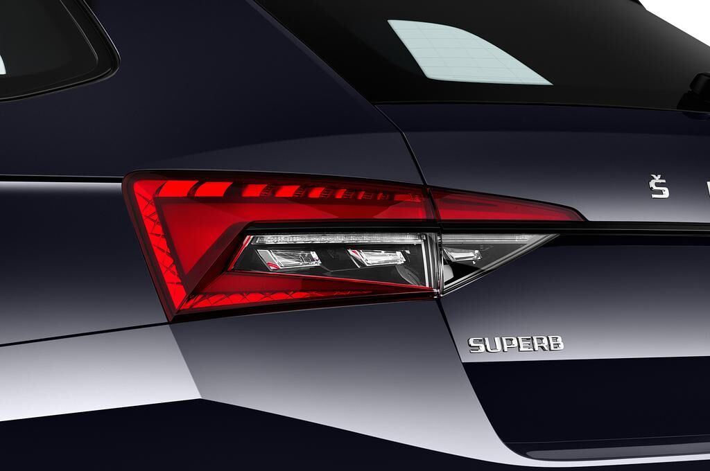 Skoda Superb Combi (Baujahr 2020) Sportline 5 Türen Rücklicht