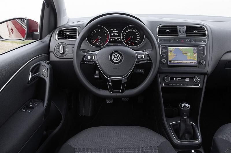 Das Cockpit des VW Polo