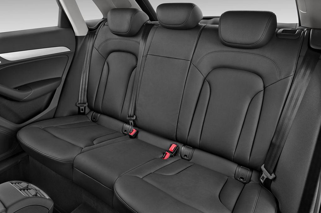 Audi Q3 (Baujahr 2012) - 5 Türen Rücksitze