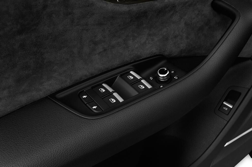 Audi Q7 (Baujahr 2020) S Line 5 Türen Bedienungselemente Tür