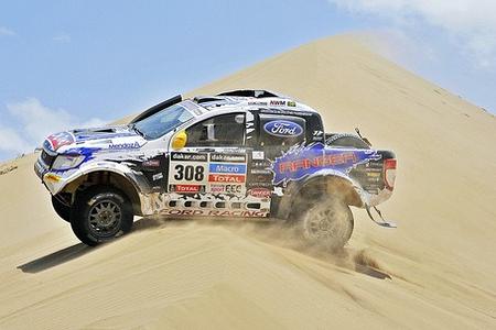 Die "Dakar"-Version des Ford Ranger steht auf dem Genfer Automobilsalon