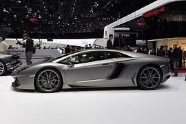Hintergrund Supersportwagen auf dem Genfer Automobilsalon 2014 - Ohne Grenzen