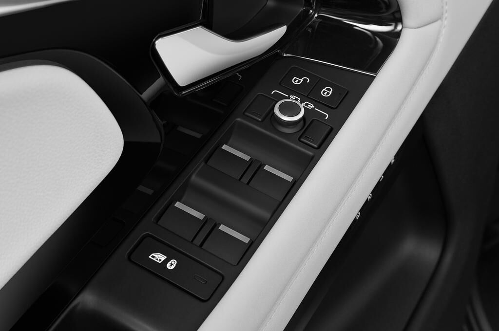Land Rover Range Rover Evoque (Baujahr 2019) R-Dynamic 5 Türen Bedienungselemente Tür