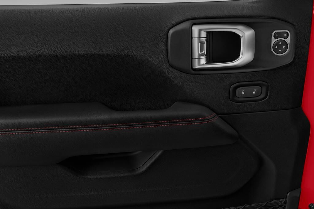 Jeep Wrangler (Baujahr 2019) Rubicon 5 Türen Bedienungselemente Tür