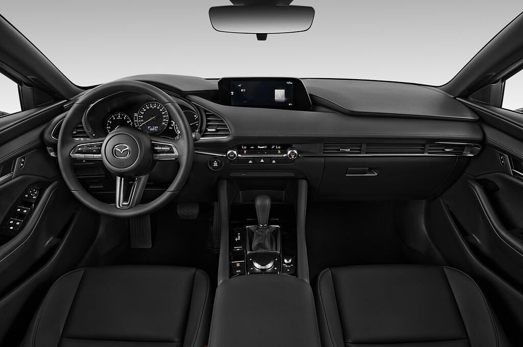Mazda Mazda3 (Baujahr 2019) Selection 5 Türen Cockpit und Innenraum