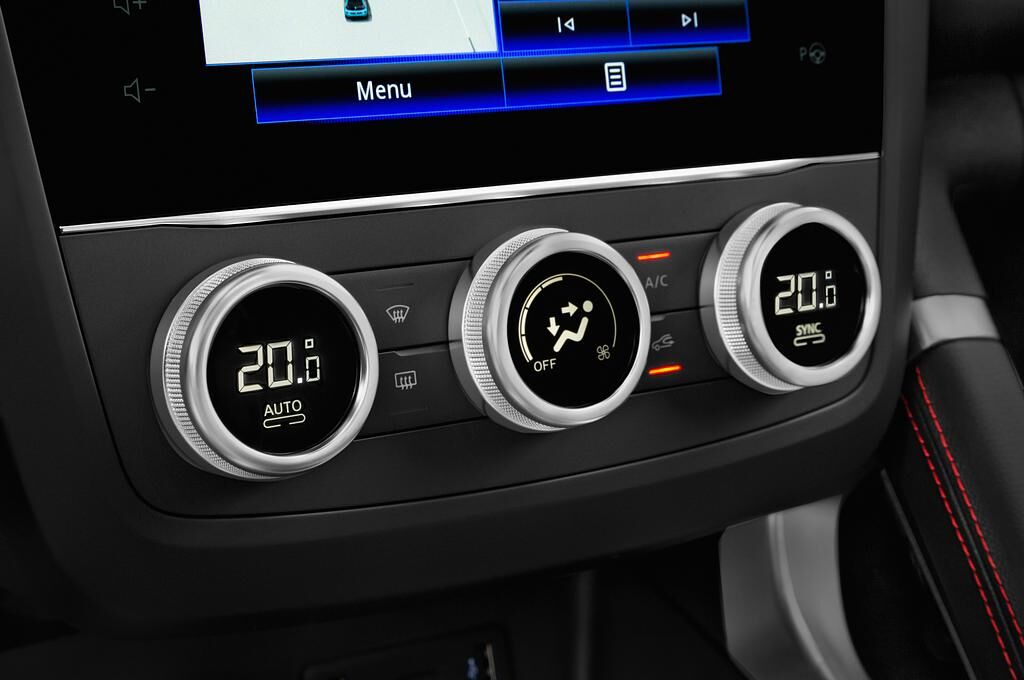 Renault Kadjar (Baujahr 2019) Bose Edition 5 Türen Temperatur und Klimaanlage